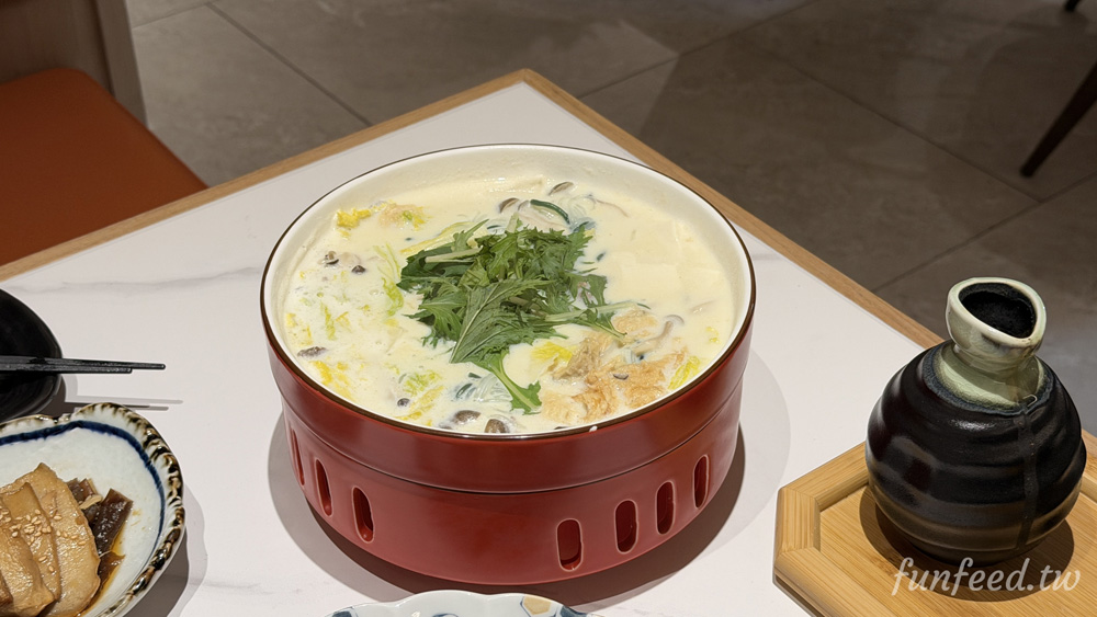 湯品–香濃豆漿鍋